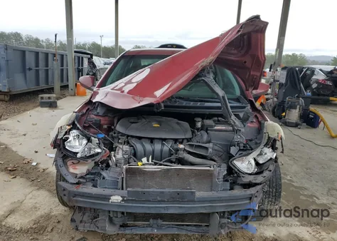 2015 Hyundai Elantra Se z USA, uszkodzony, nr VIN 5NPDH4AE0FH580678